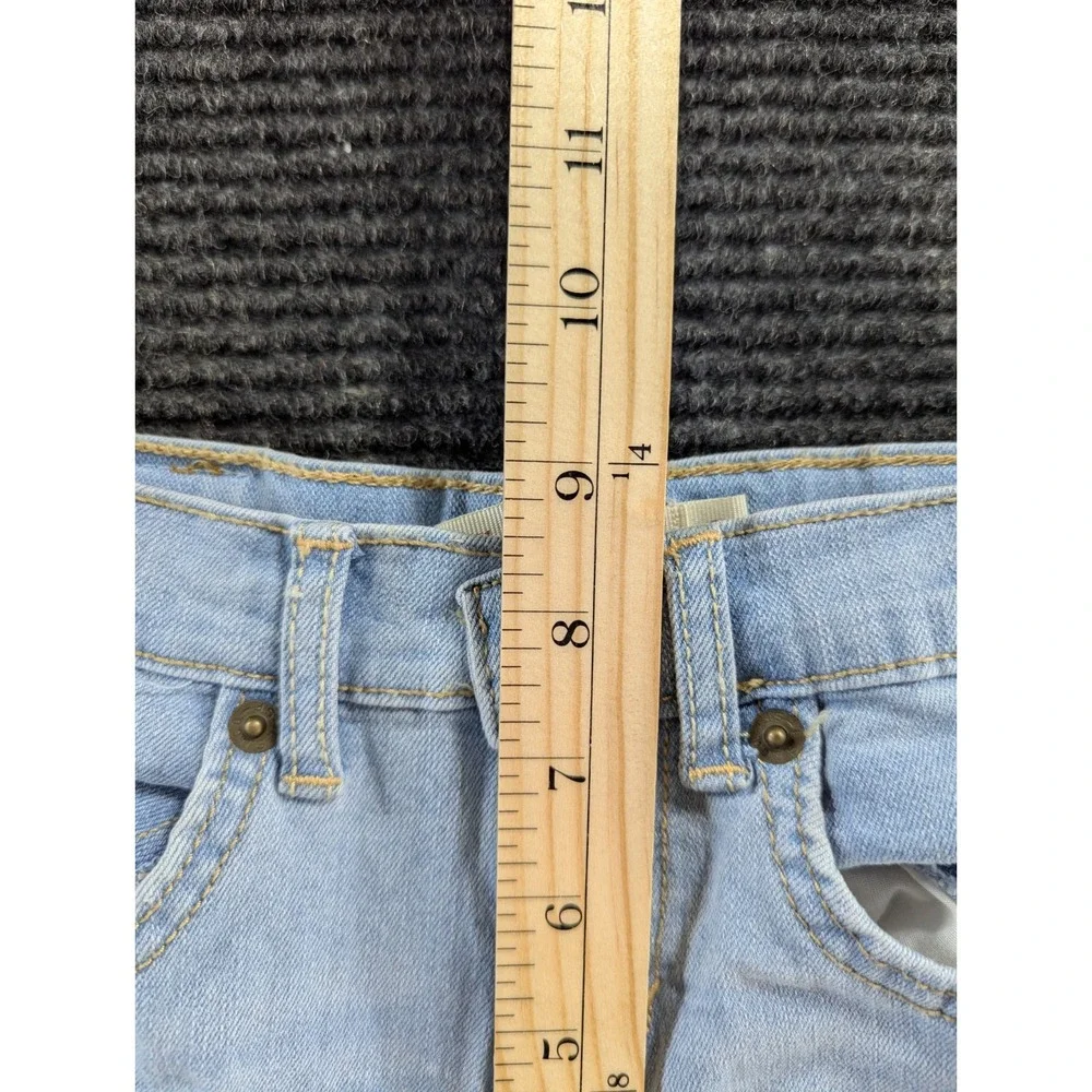 Levis Jeans Boys 8 Blue Denim Light Wash Distressed 5 Pocket Classic Bootcut